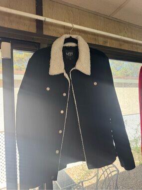 Boohoo Black Sherpa-Trim Jacket